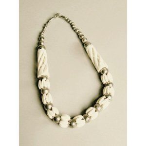 VINTAGE EXOTIC NECKLACE